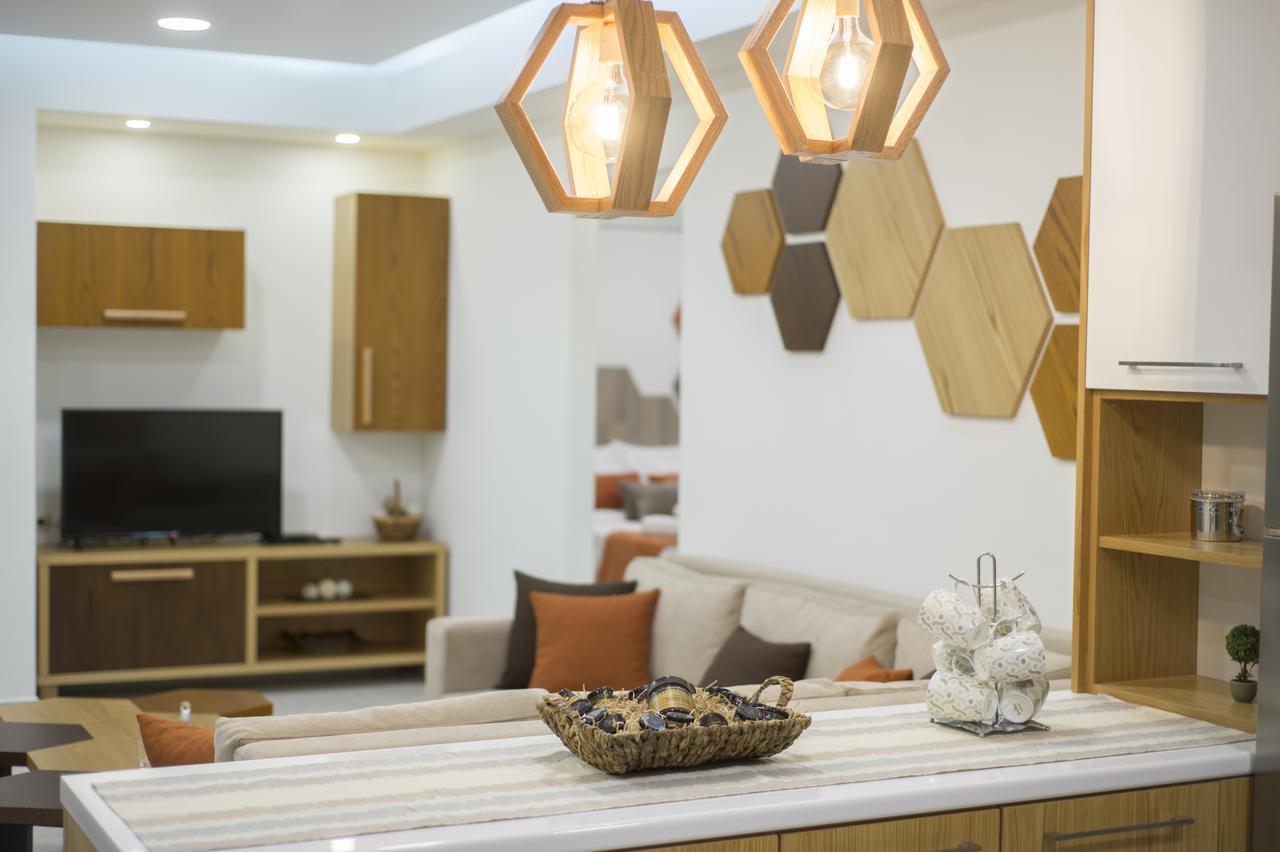 Bee House Apartment Kissamos Bagian luar foto