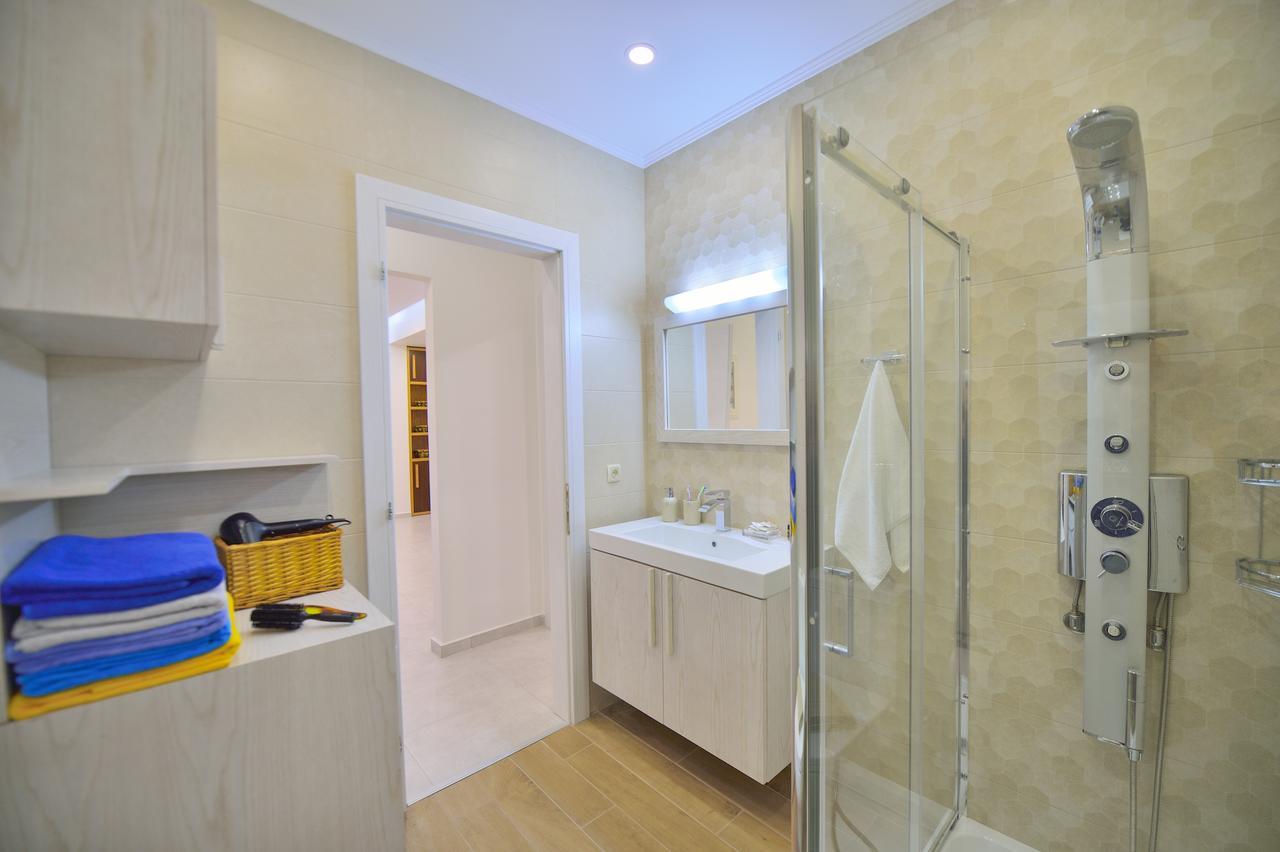 Bee House Apartment Kissamos Bagian luar foto